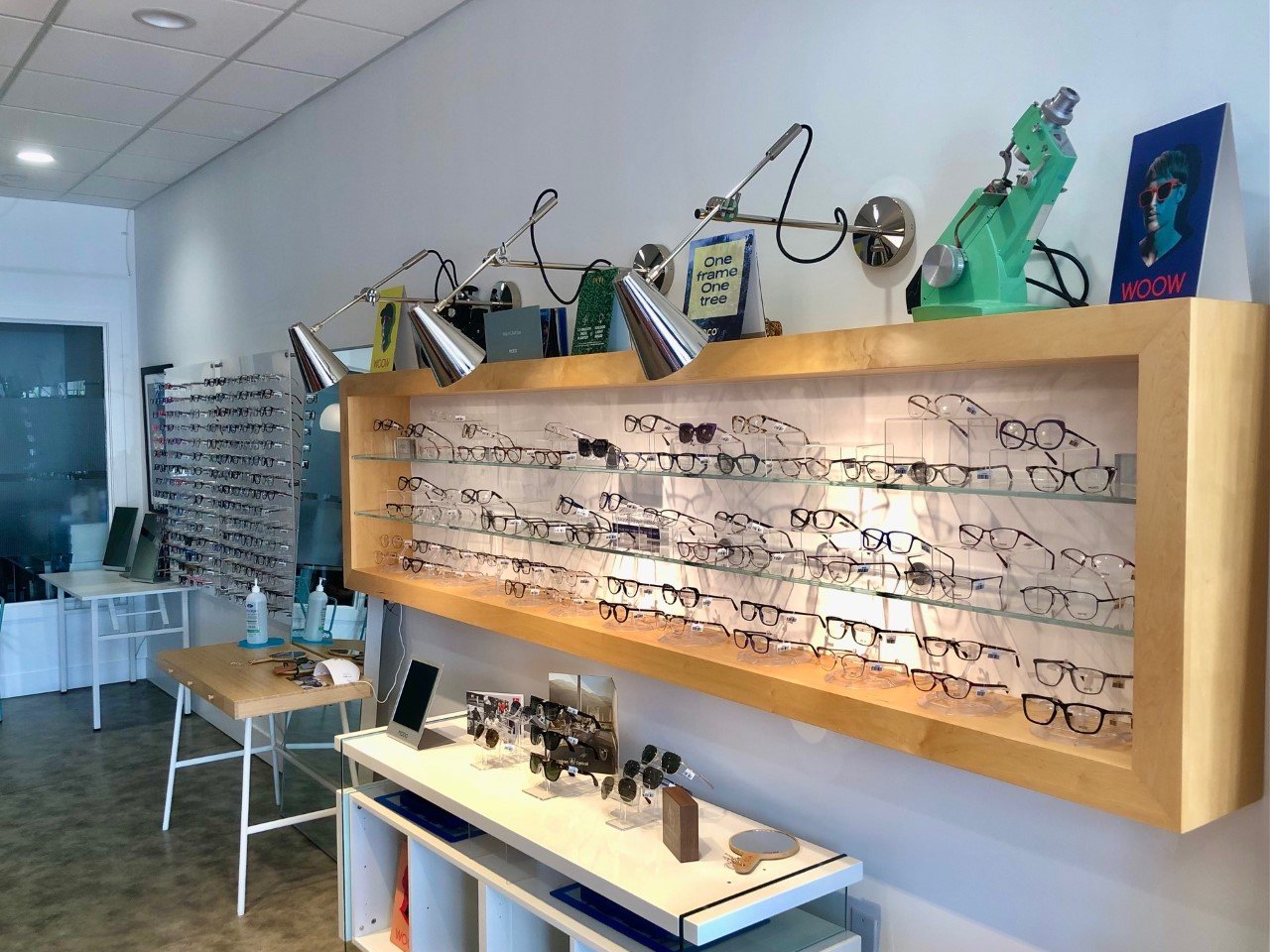 eye-bar optometry interior 2.jpg